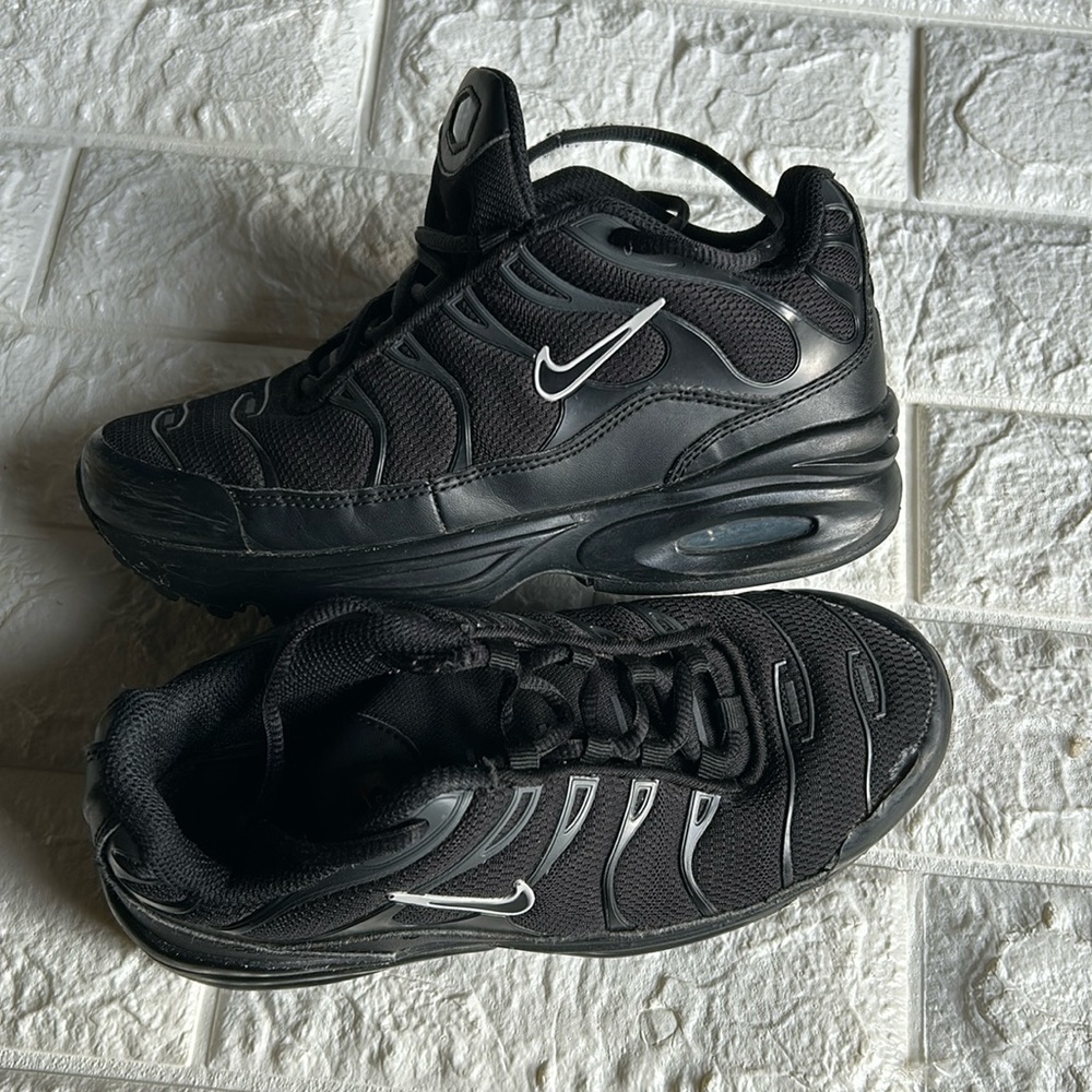 ♟️♟️♟️Nike Air Max Plus Triple Bkack